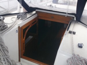 Companionway - check out the nice teak handholds! 