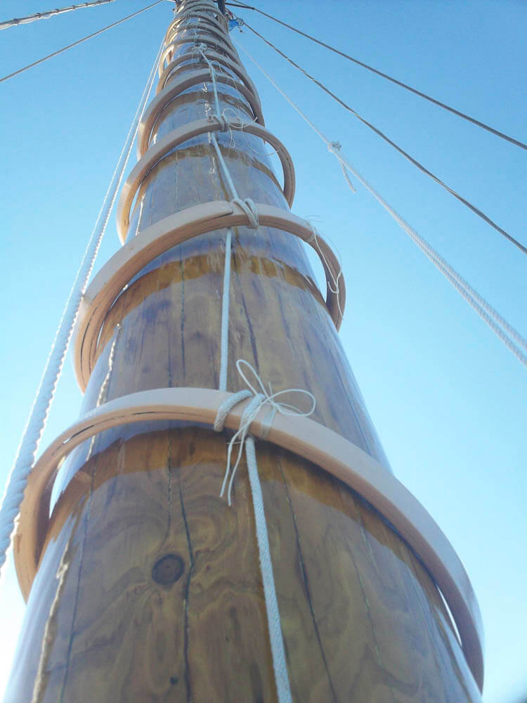 The hoops, rigging, and mast, all beautiful